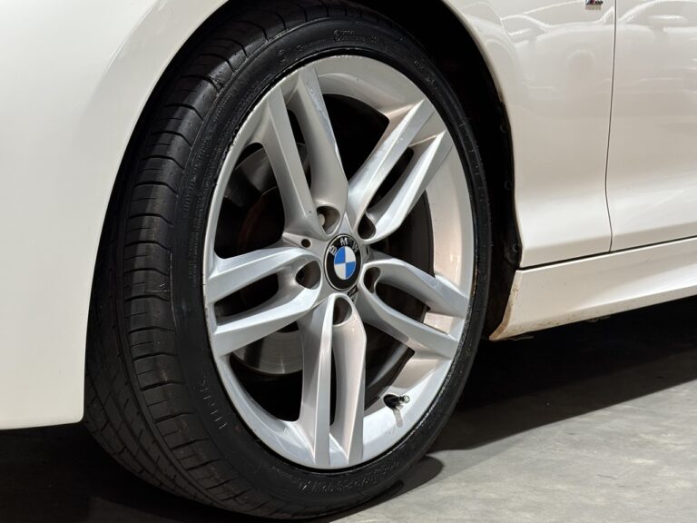 2016-BMW-1-Series-120i-5-Door-M-Sport-Auto-8 Large