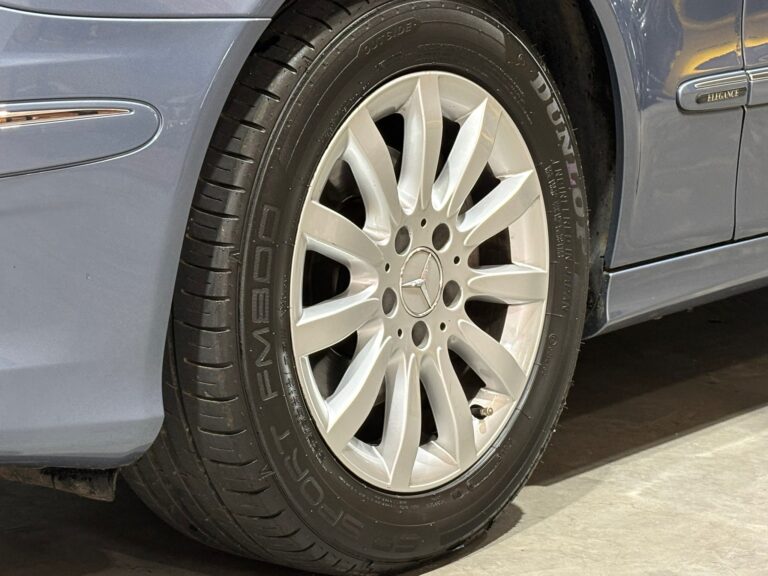2007- Mercedes-Benz- E-Class-E280-Elegance-Autophoria-Fourways- 9