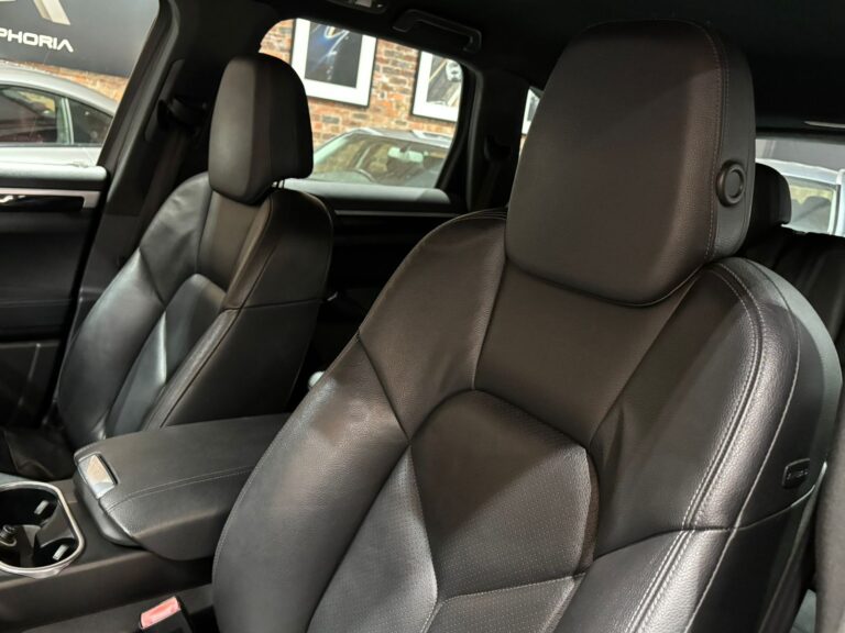 2011-Porsche-Cayenne-Autophoria-Fourways-11