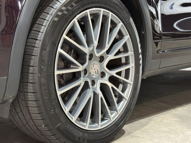 2011-Porsche-Cayenne-Autophoria-Fourways-8