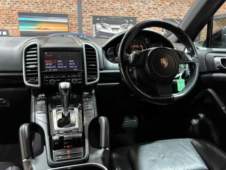 2011-Porsche-Cayenne-Autophoria-Fourways-9