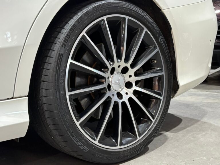2017-Mercedes-AMG-C-Class-C43-4Matic-Auto-Autophoria-Fourways-11