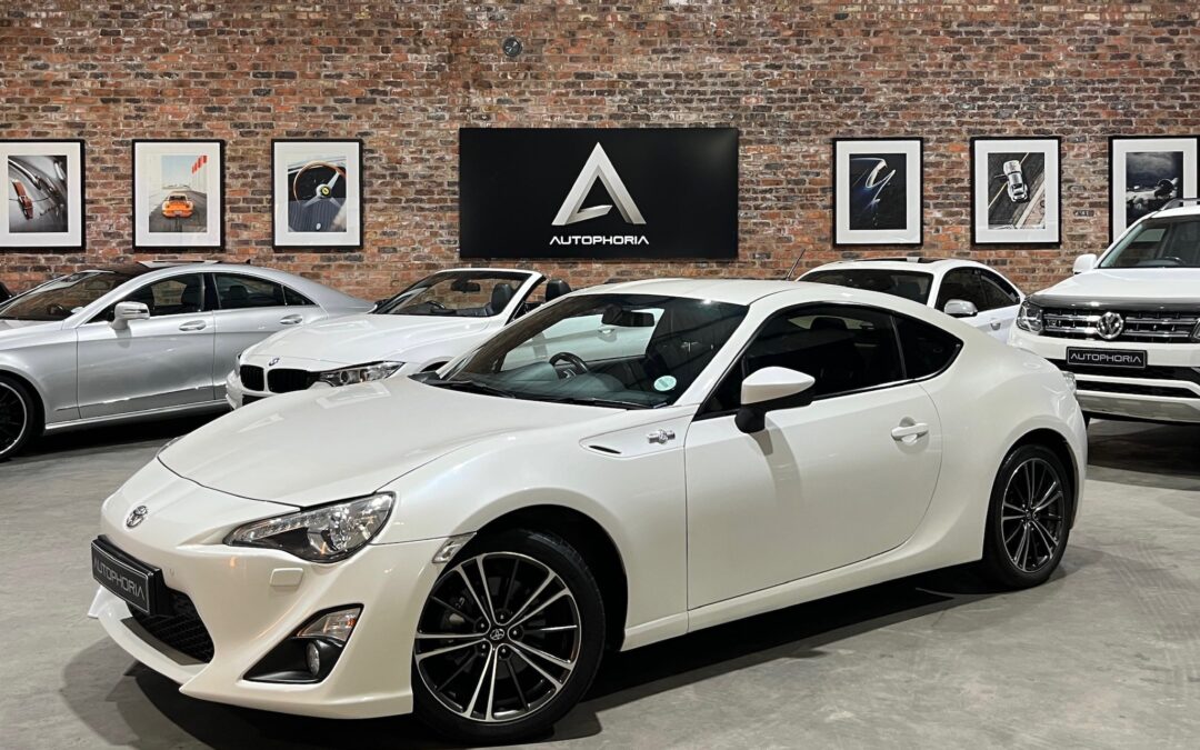 Toyota 86 2.9 High Auto