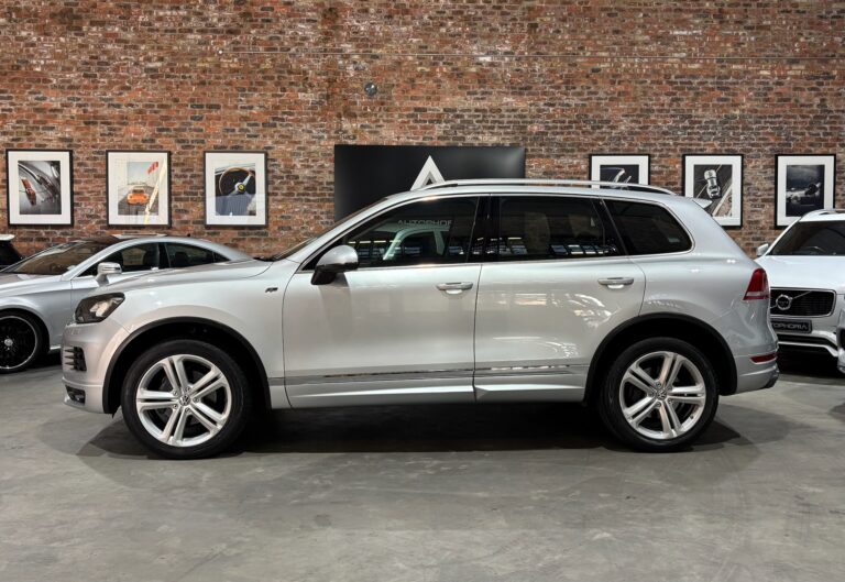 2014- Volkswagen- Touareg-V6- TDI- 3
