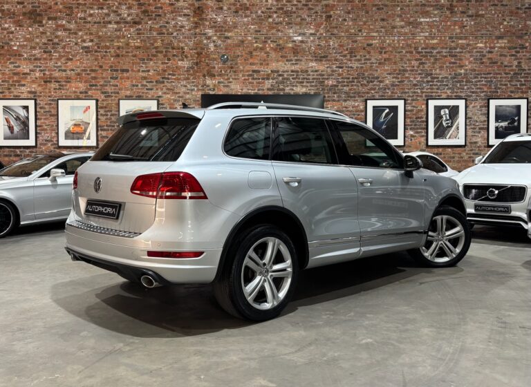 2014- Volkswagen- Touareg-V6- TDI- 4
