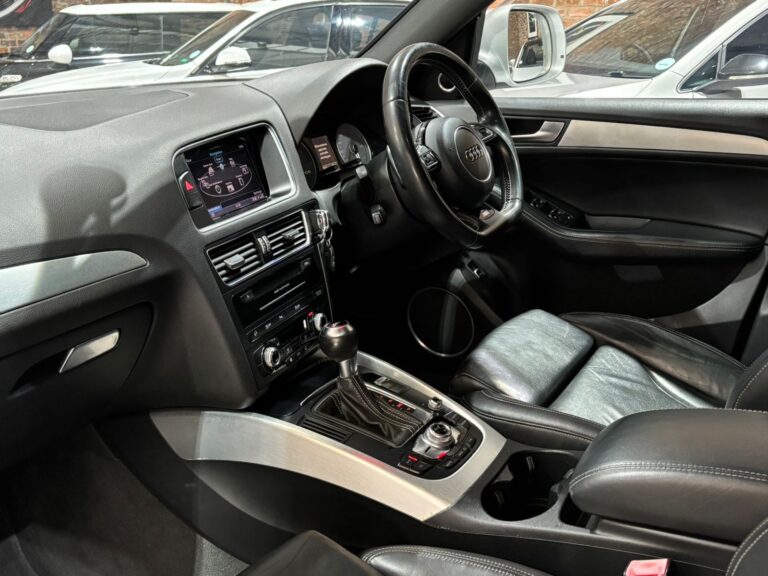 2014-Audi-SQ5-TDI-Quattro-Autophoria-Fourways-13