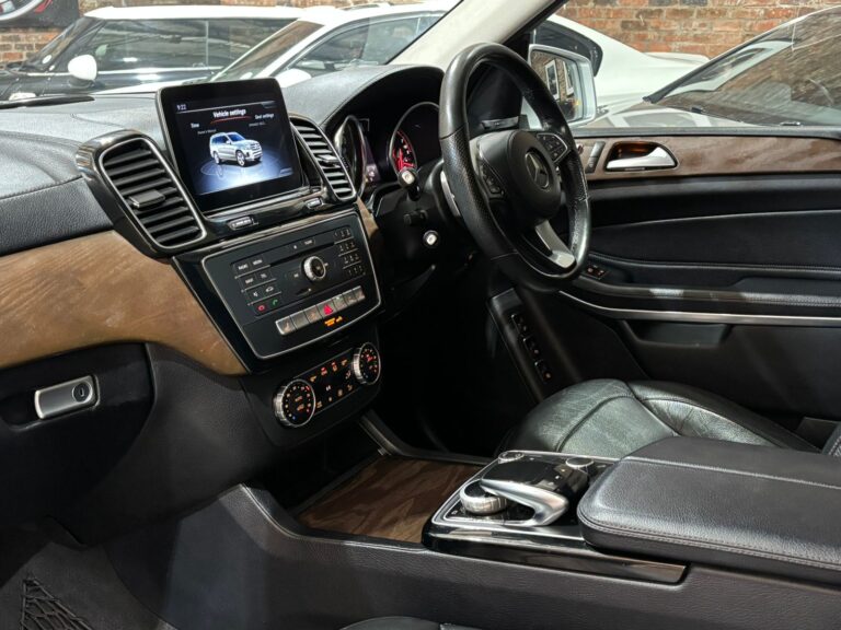 2019-Mercedes-Benz-GLS-GLS500-Autophoria-Fourways-13