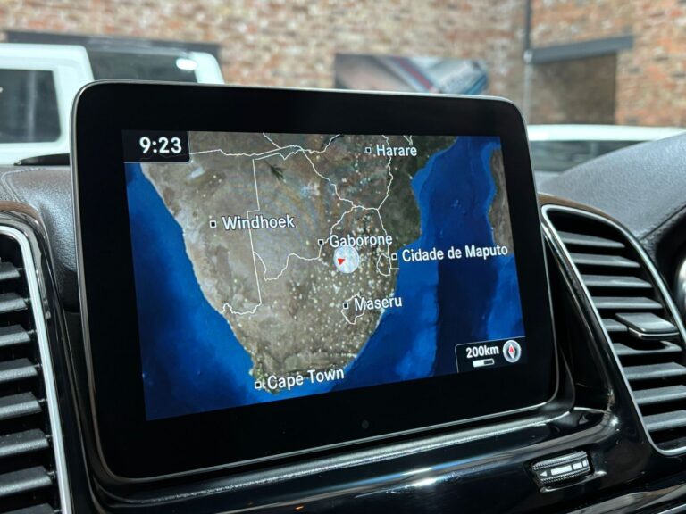2019-Mercedes-Benz-GLS-GLS500-Autophoria-Fourways-15