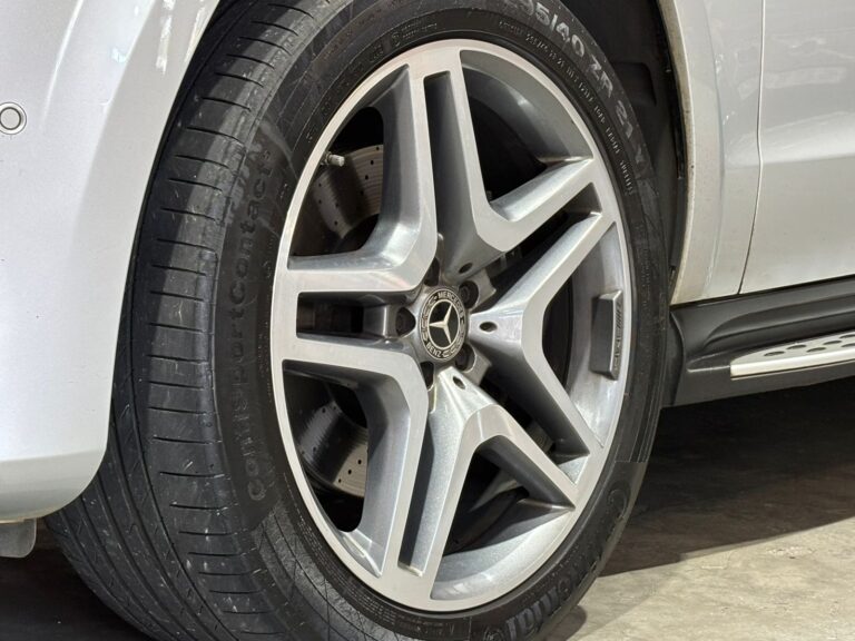 2019-Mercedes-Benz-GLS-GLS500-Autophoria-Fourways-9