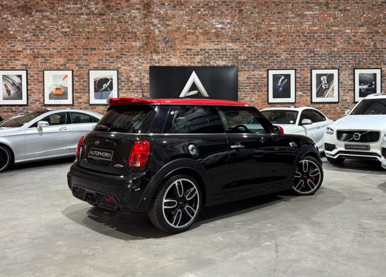 2019-MINI- Hatch- John -Cooper -Works -Hatch -3-Door- Sports-Auto-4