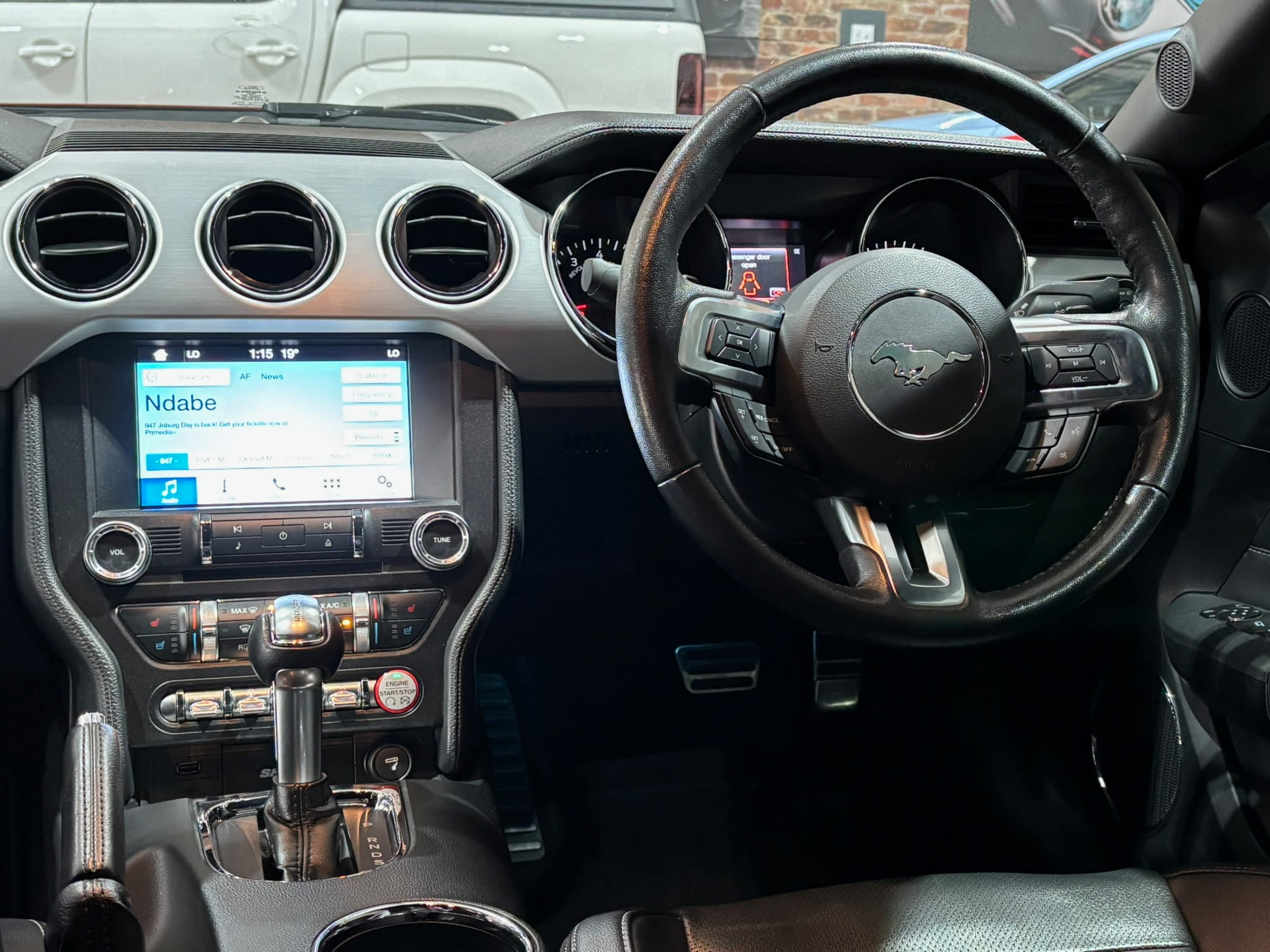 2017-Ford-Mustang-5.0-GT-Fastback-Auto- Autophoria-Fourways-12