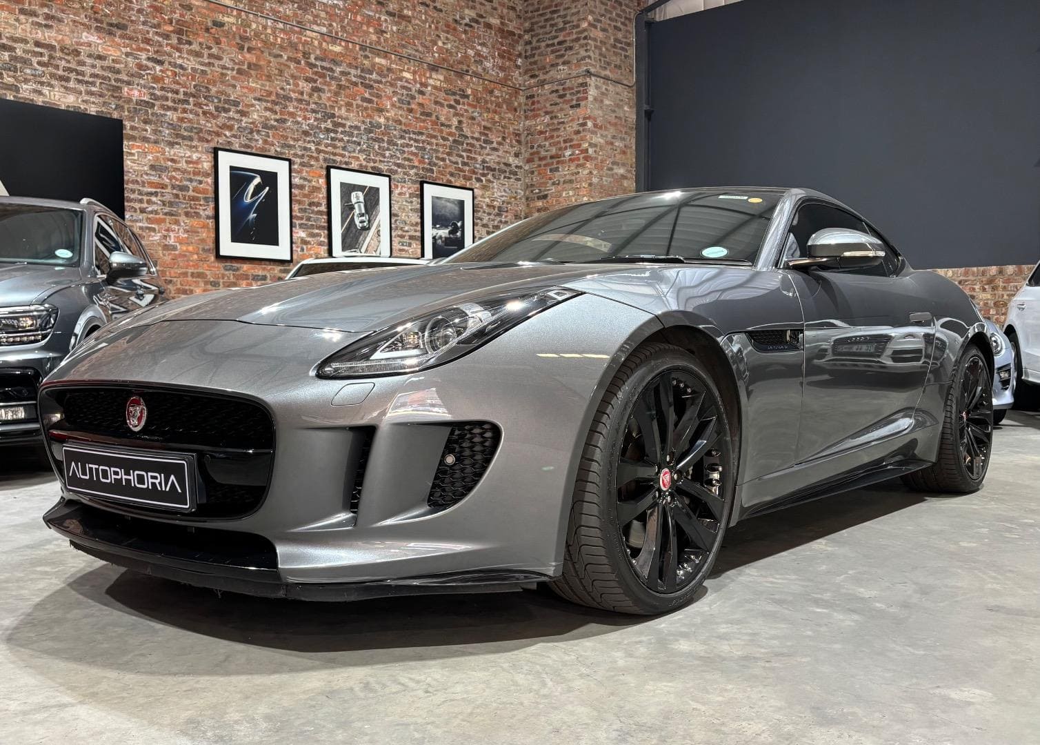 2017- Jaguar- F-Type-Coupe-250kW-R-Dynamic-Auto-Autophoria-Fourways- 6