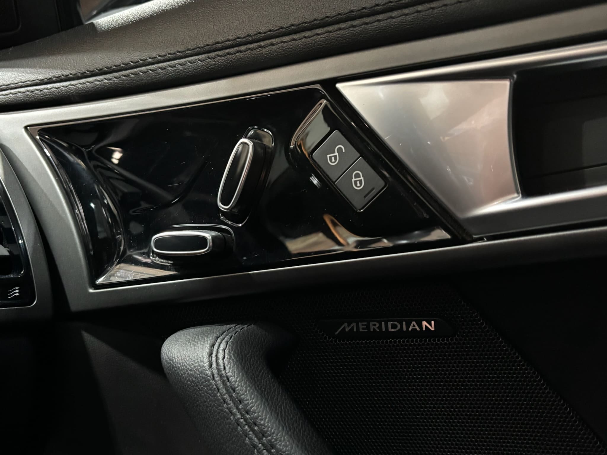 2017-Jaguar-F-Type-S-Coupe-Autophoria-Fourways- 20